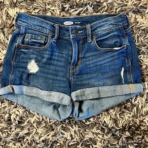 Low waisted boyfriend shorts size 0 from old navy